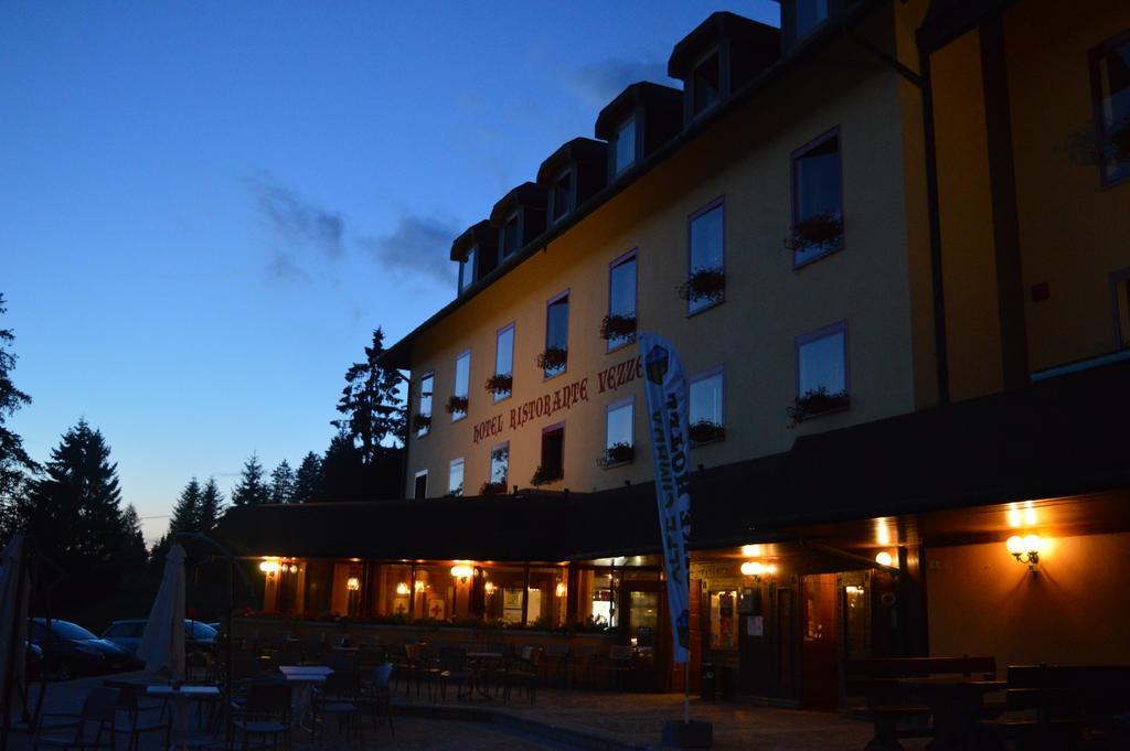 Hotel Vezzena Malga Postesina Ngoại thất bức ảnh